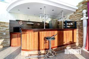 Дом 550м², 3-этажный, посуточно,