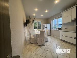 Коттедж 243м², 2-этажный, участок 8 сот.