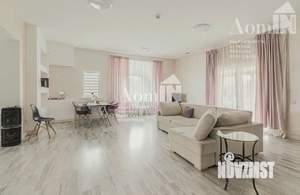 Коттедж 250м², 2-этажный, участок 6 сот.