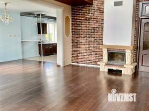 Дом 392м², 2-этажный, участок 12 сот.