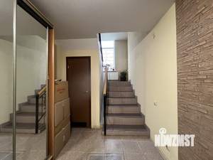 Коттедж 296м², 3-этажный, участок 12 сот.