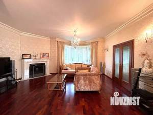 Коттедж 527м², 3-этажный, участок 27 сот.