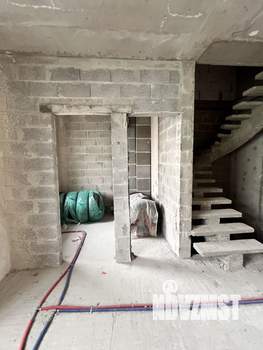 Таунхаус 190м², 3-этажный, участок 2 сот.