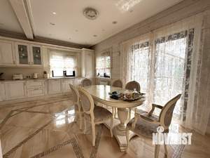 Дом 320м², 2-этажный, участок 9 сот.