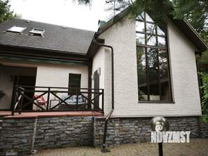 Коттедж 220м², 2-этажный, участок 15 сот.