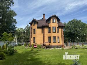 Дом 555м², 3-этажный, участок 15 сот.