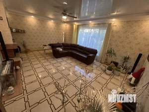 Коттедж 243м², 2-этажный, участок 8 сот.