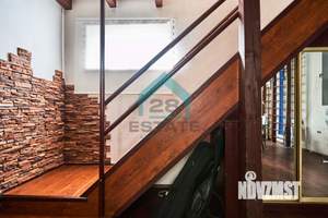 Коттедж 214м², 3-этажный, участок 4 сот.