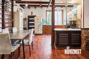 Коттедж 214м², 3-этажный, участок 4 сот.