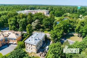 Дом 710м², 3-этажный, участок 11 сот.