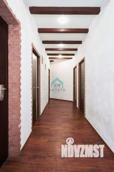 Коттедж 214м², 3-этажный, участок 4 сот.