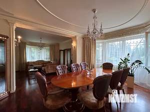 Коттедж 527м², 3-этажный, участок 27 сот.