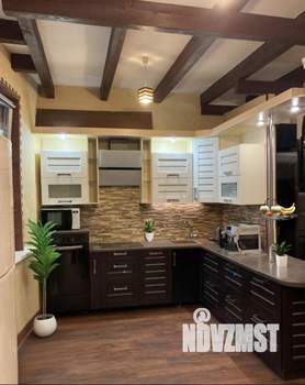 Дача 214м², 3-этажный, участок 4 сот.  