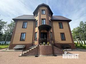 Дом 555м&sup2;, 3-этажный, участок 15 сот.  