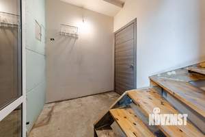 Дом 195м&sup2;, 3-этажный, участок 8 сот.  