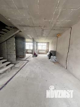 Таунхаус 190м², 3-этажный, участок 2 сот.  