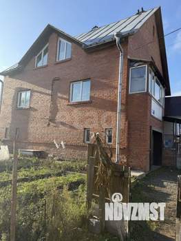 Дом 277м², 4-этажный, участок 14 сот.  