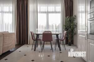 Таунхаус 130м&sup2;, 2-этажный, участок 1 сот.  