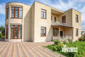 Коттедж 390м², 2-этажный, участок 16 сот.  