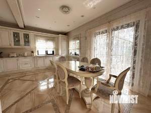 Дом 320м², 2-этажный, участок 9 сот.  