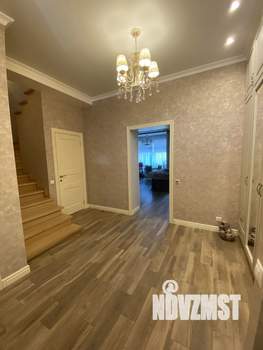 Таунхаус 186м², 3-этажный, участок 1 сот.  