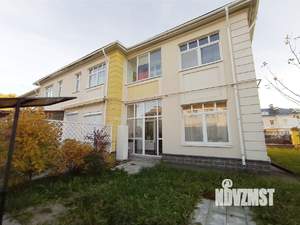 Таунхаус 193м&sup2;, 3-этажный, участок 2 сот.  