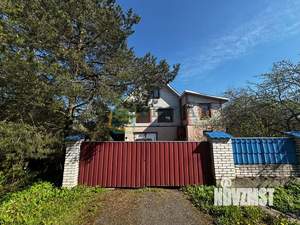 Дом 170м&sup2;, 3-этажный, участок 15 сот.  