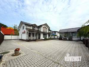 Дом 320м², 2-этажный, участок 9 сот.  