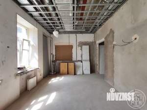 Дом 600м², 4-этажный, участок 11 сот.  