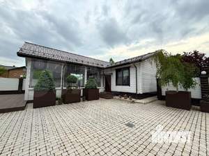 Дом 320м², 2-этажный, участок 9 сот.  