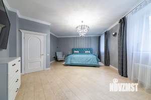 Таунхаус 210м², 3-этажный, участок 1 сот.  