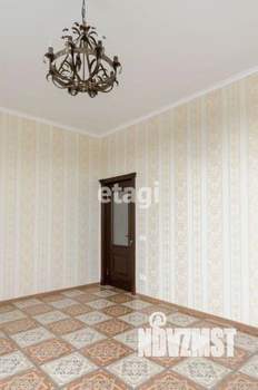 Дом 520м², 3-этажный, участок 16 сот.  