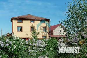 Коттедж 214м², 3-этажный, участок 4 сот.  