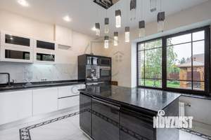 Коттедж 176м², 2-этажный, участок 12 сот.  