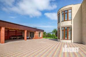 Коттедж 390м², 2-этажный, участок 16 сот.  