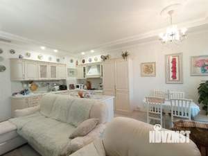 Таунхаус 193м&sup2;, 3-этажный, участок 2 сот.  