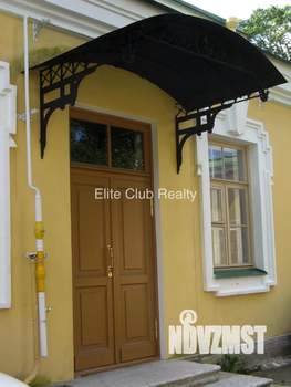 Дом 311м&sup2;, 2-этажный, участок 9 сот.  