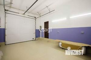 Дом 520м², 3-этажный, участок 16 сот.  