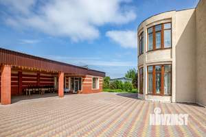 Коттедж 390м², 2-этажный, участок 16 сот.  