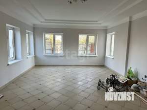 Дом 270м², 2-этажный, участок 12 сот.  