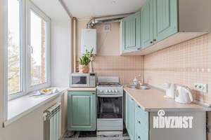 1-к квартира, посуточно, 35м2, 6/9 этаж