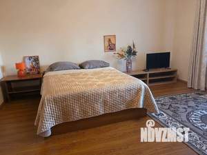 1-к квартира, посуточно, 48м2, 2/6 этаж