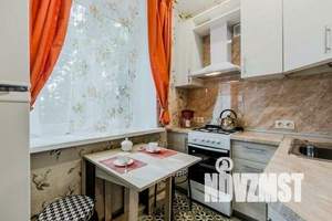 1-к квартира, посуточно, 40м2, 4/4 этаж
