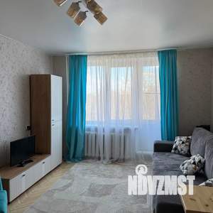 1-к квартира, посуточно, 33м2, 6/9 этаж