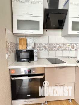 Студия квартира, посуточно, 35м2, 3/4 этаж