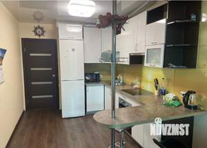 1-к квартира, посуточно, 50м2, 4/10 этаж