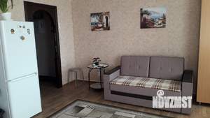 Студия квартира, посуточно, 36м2, 4/10 этаж