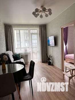 1-к квартира, посуточно, 36м2, 1/5 этаж