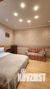 1-к квартира, посуточно, 32м2, 6/6 этаж