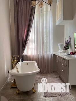 1-к квартира, посуточно, 52м2, 1/2 этаж